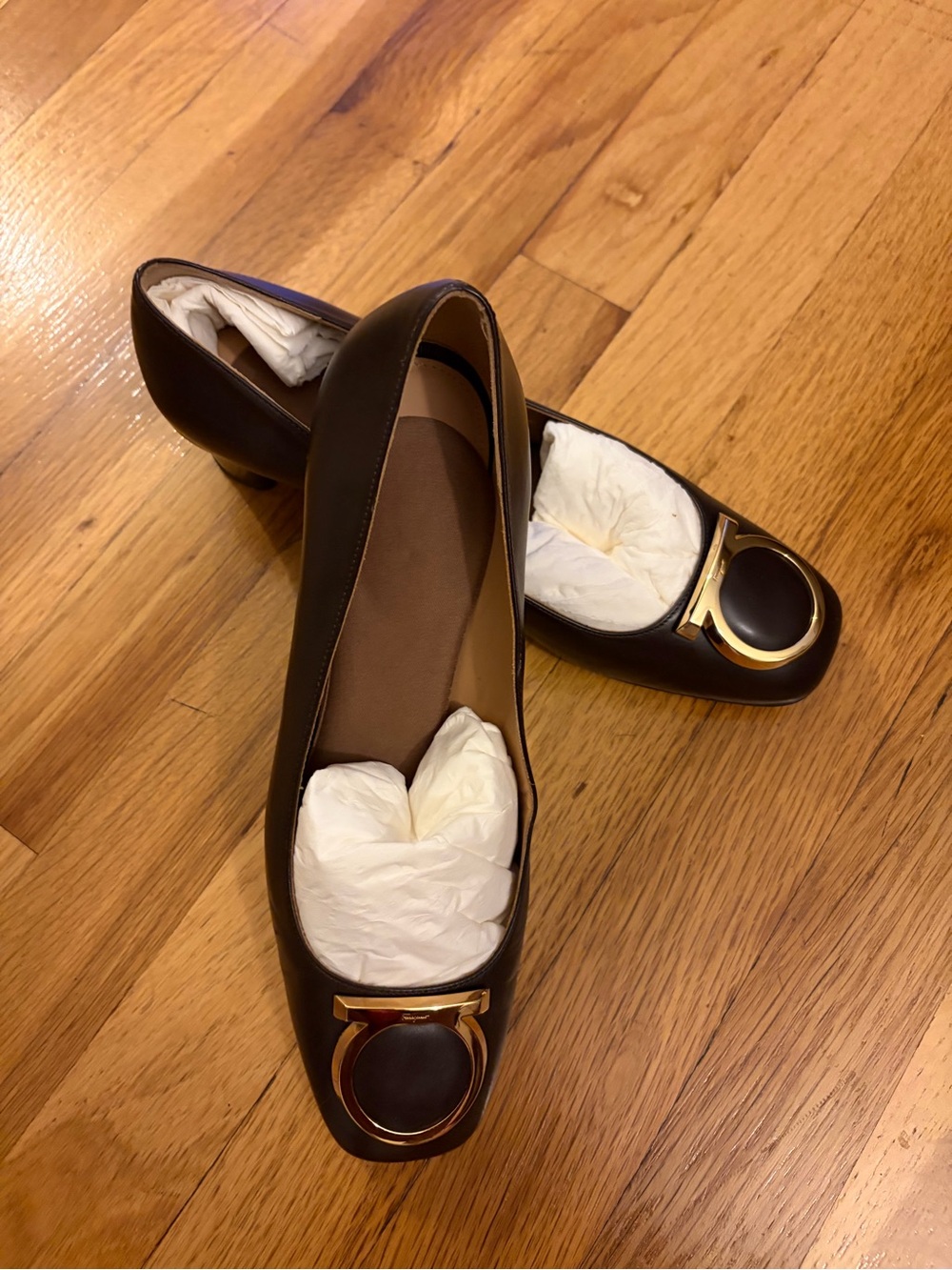 Salvatore Ferragamo Sanna Pump - Picture 4 of 6